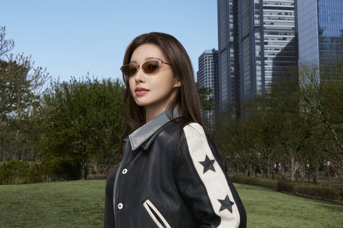 26Fa_Luxottica_Cheng_GR1F_RGB_HR300.jpg